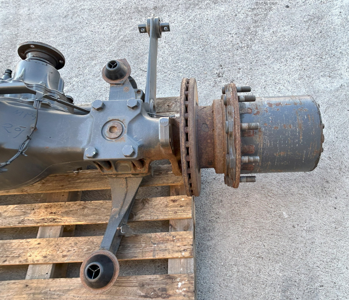 MERCEDES AROCS MP4 AXLE + HUBS + DRIVE DRIVES + STABILIZER RATIO 3,714 - Essieu arrière: photos 3 MERCEDES AROCS MP4 AXLE + HUBS + DRIVE DRIVES + STABILIZER RATIO 3,714 - Essieu arrière: photos 3