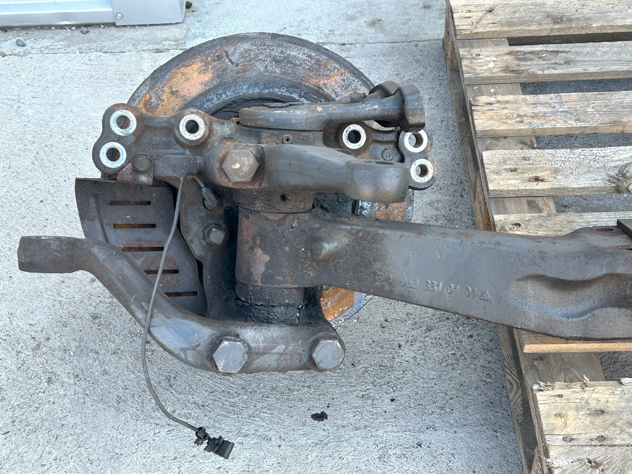 MERCEDES AROCS MP4 AXLE + HUBS FRONT - Suspension: photos 2 MERCEDES AROCS MP4 AXLE + HUBS FRONT - Suspension: photos 2