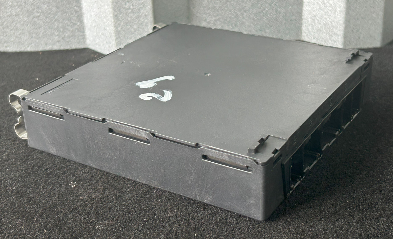 MERCEDES AROCS MP4 CPC3 - Bloc de gestion: photos 4 MERCEDES AROCS MP4 CPC3 - Bloc de gestion: photos 4