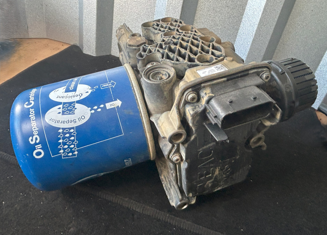 Pièces de frein pour Camion MERCEDES-BENZ AROCS MP4 EAPU AIR DRYER: photos 7