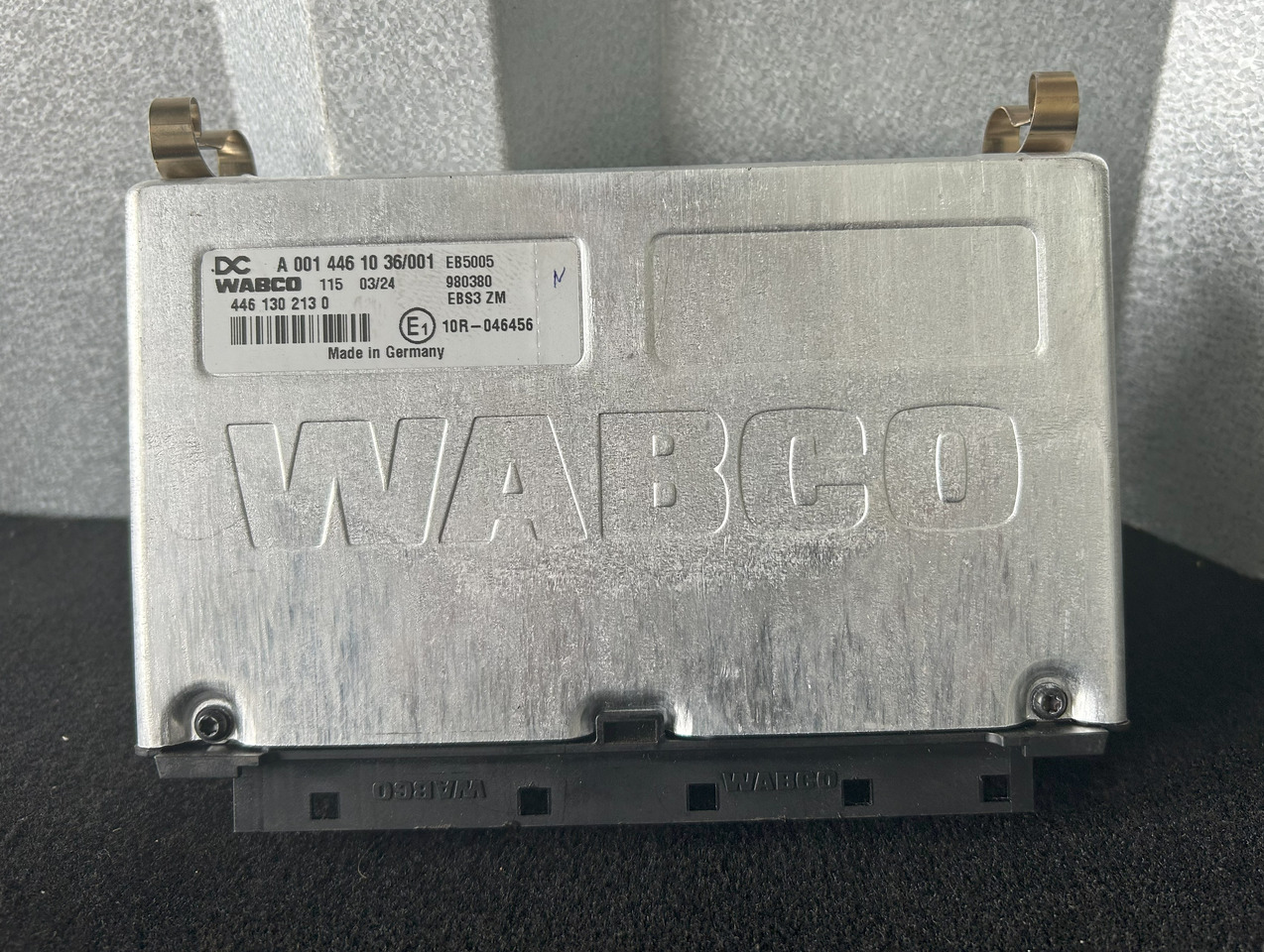 MERCEDES EBS CONTROLLER AROCS MP4 - Bloc de gestion: photos 1 MERCEDES EBS CONTROLLER AROCS MP4 - Bloc de gestion: photos 1