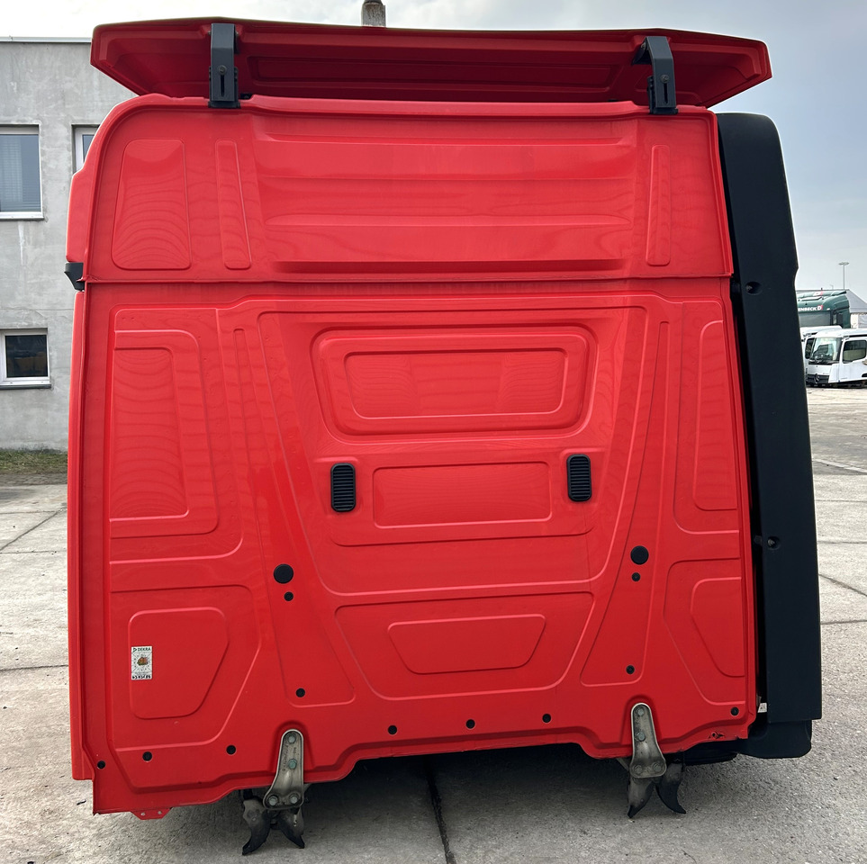 Mercedes Actros MP4 - Cabine: photos 4 Mercedes Actros MP4 - Cabine: photos 4