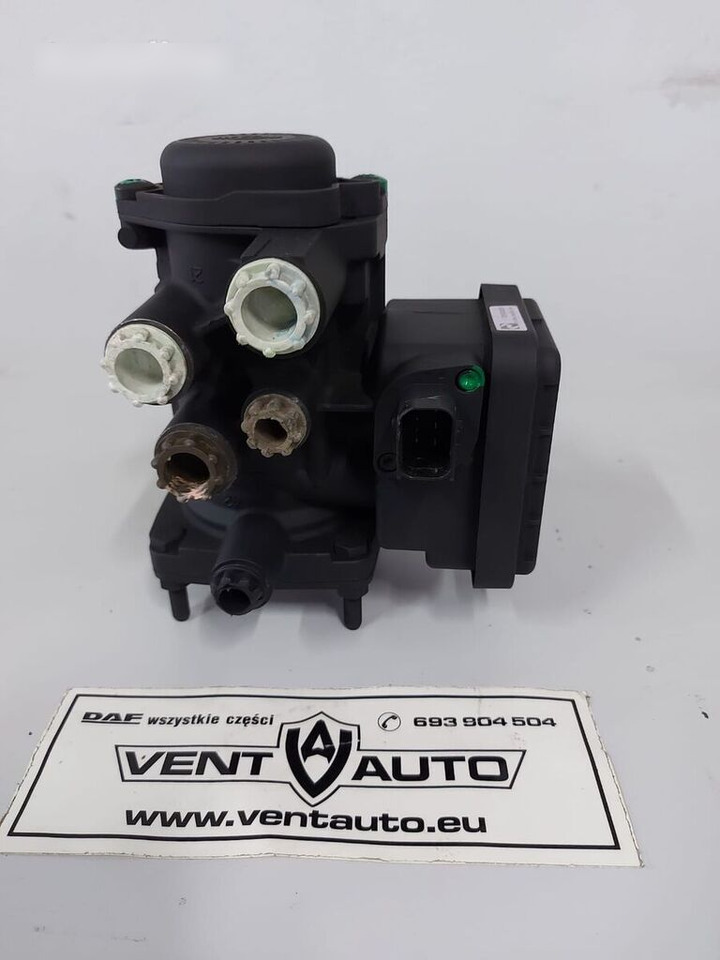 Mercedes-Benz ACTROS MP4 EBS Trailer Control Module K000920 Mercedes-Benz ACTROS MP4 truck - Valve de frein pour Camion: photos 2 Mercedes-Benz ACTROS MP4 EBS Trailer Control Module K000920 Mercedes-Benz ACTROS MP4 truck - Valve de frein pour Camion: photos 2