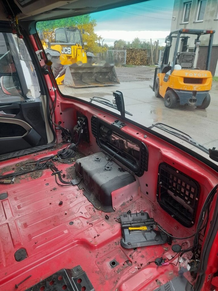 Mercedes-Benz ACTROS MP4 truck - Cabine pour Camion: photos 5 Mercedes-Benz ACTROS MP4 truck - Cabine pour Camion: photos 5