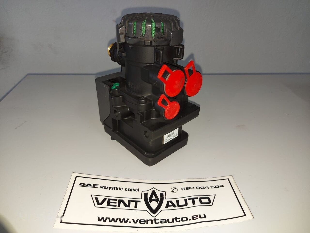 Mercedes-Benz ACTROS MP4 truck - Valve de frein pour Camion: photos 2 Mercedes-Benz ACTROS MP4 truck - Valve de frein pour Camion: photos 2