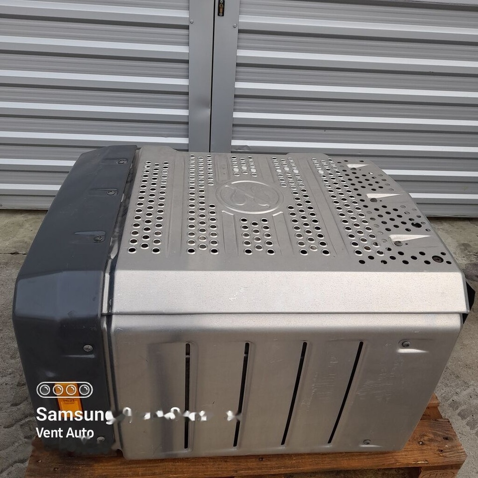 Mercedes-Benz ACTROS MP5 A0114907512 Mercedes-Benz A0114907512 - Catalyseur pour Camion: photos 1 Mercedes-Benz ACTROS MP5 A0114907512 Mercedes-Benz A0114907512 - Catalyseur pour Camion: photos 1