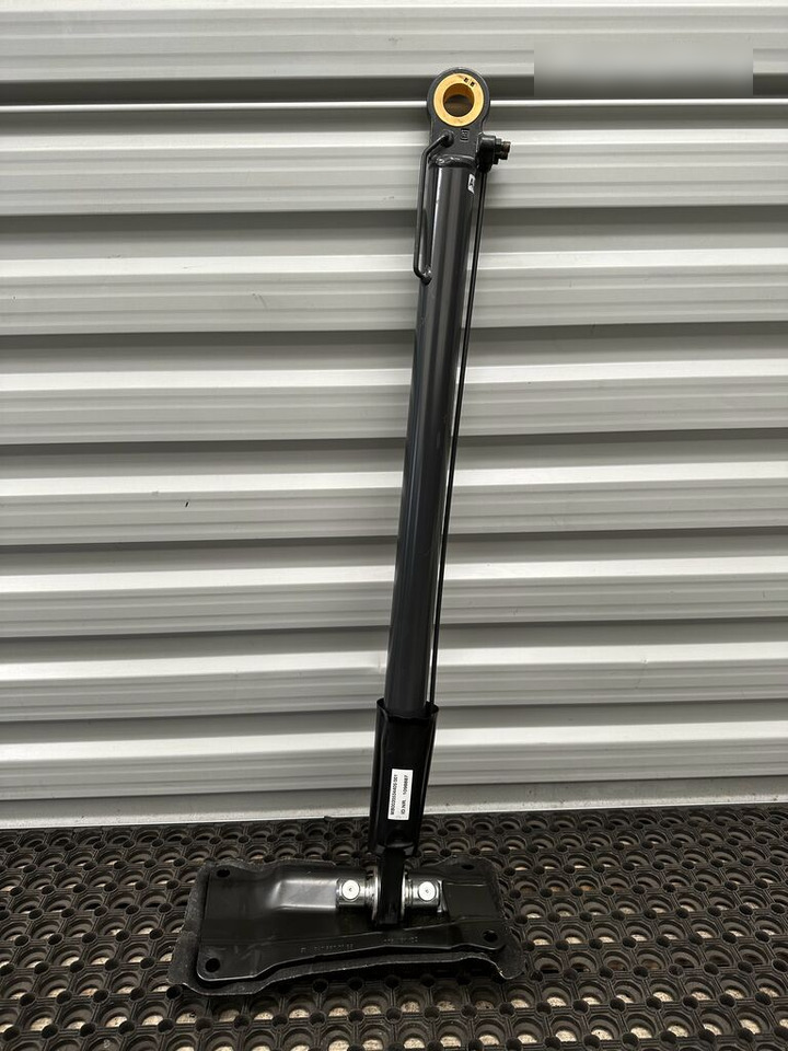 SIŁOWNIK PODNOSZENIA KABINY MB0035534405 ACTROS ATEGO MP4 Mercedes-Benz MB0035534405 truck - Vérin hydraulique pour Camion: photos 1 SIŁOWNIK PODNOSZENIA KABINY MB0035534405 ACTROS ATEGO MP4 Mercedes-Benz MB0035534405 truck - Vérin hydraulique pour Camion: photos 1