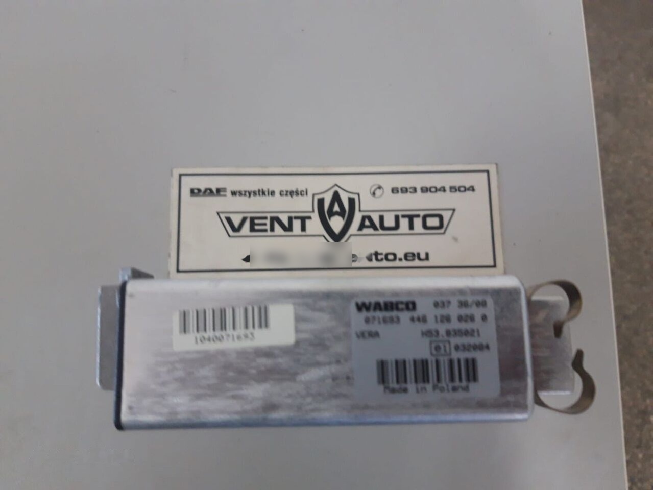 Voith RETARDER ECU 0004463115 Mercedes-Benz ACTROS truck - Bloc de gestion pour Camion: photos 3 Voith RETARDER ECU 0004463115 Mercedes-Benz ACTROS truck - Bloc de gestion pour Camion: photos 3