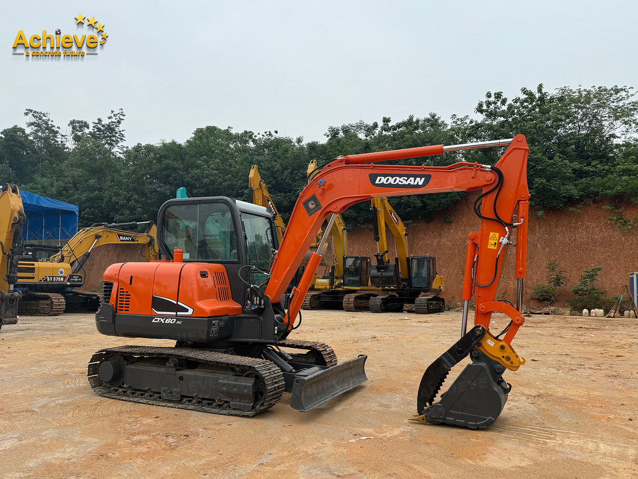 DOOSAN Diwanlun DX60-9 Excavator 38.9(52.1)/2100kW(HP) / rpm D24C 0.23m3 5700kg 4.2+2.8Ton 【ACHIEVE】 TOP CONDITION!!! - Pelle sur chenille: photos 1 DOOSAN Diwanlun DX60-9 Excavator 38.9(52.1)/2100kW(HP) / rpm D24C 0.23m3 5700kg 4.2+2.8Ton 【ACHIEVE】 TOP CONDITION!!! - Pelle sur chenille: photos 1