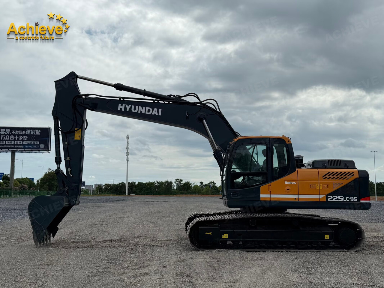 Hyundai Hyundai Heavy Industries R225LC-9 excavator Cummins B5.9-C 112/1950kw/rpm 1.05m³ 22ton Remanufactured【ACHIEVE】 TOP CONDITION!!! - Pelle sur chenille: photos 5 Hyundai Hyundai Heavy Industries R225LC-9 excavator Cummins B5.9-C 112/1950kw/rpm 1.05m³ 22ton Remanufactured【ACHIEVE】 TOP CONDITION!!! - Pelle sur chenille: photos 5