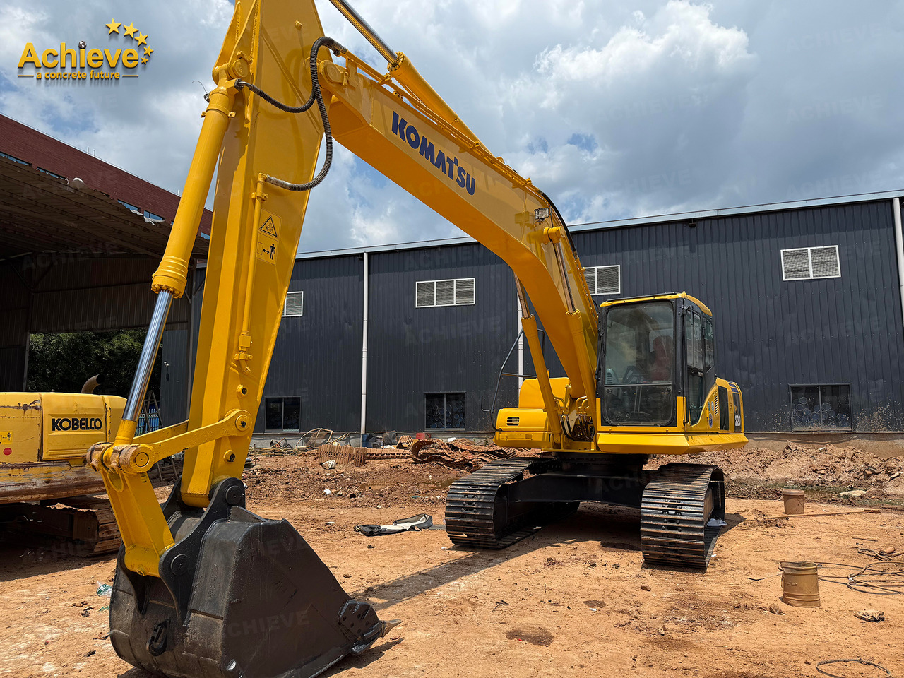 Komatsu Remanufactured PC200-8 0.8 m³ 110/2000 kw/rpm 19900 kg 6620 mm 149 kN Komatsu SAA6D107E-1 400 L 【ACHIEVE】 TOP CONDITION!!! - Pelle sur chenille: photos 3 Komatsu Remanufactured PC200-8 0.8 m³ 110/2000 kw/rpm 19900 kg 6620 mm 149 kN Komatsu SAA6D107E-1 400 L 【ACHIEVE】 TOP CONDITION!!! - Pelle sur chenille: photos 3