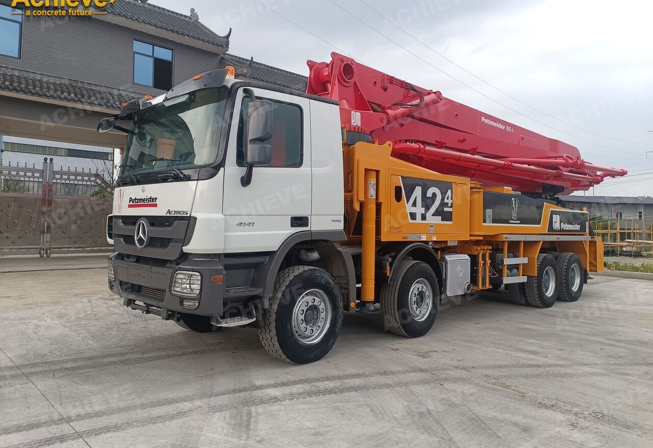 PUTZMEISTER Mercedes-Benz Actros 4141 concrete pumpM42-4R 170 m³【ACHIEVE】TOP CONDITION!!! - Camion pompe: photos 5 PUTZMEISTER Mercedes-Benz Actros 4141 concrete pumpM42-4R 170 m³【ACHIEVE】TOP CONDITION!!! - Camion pompe: photos 5