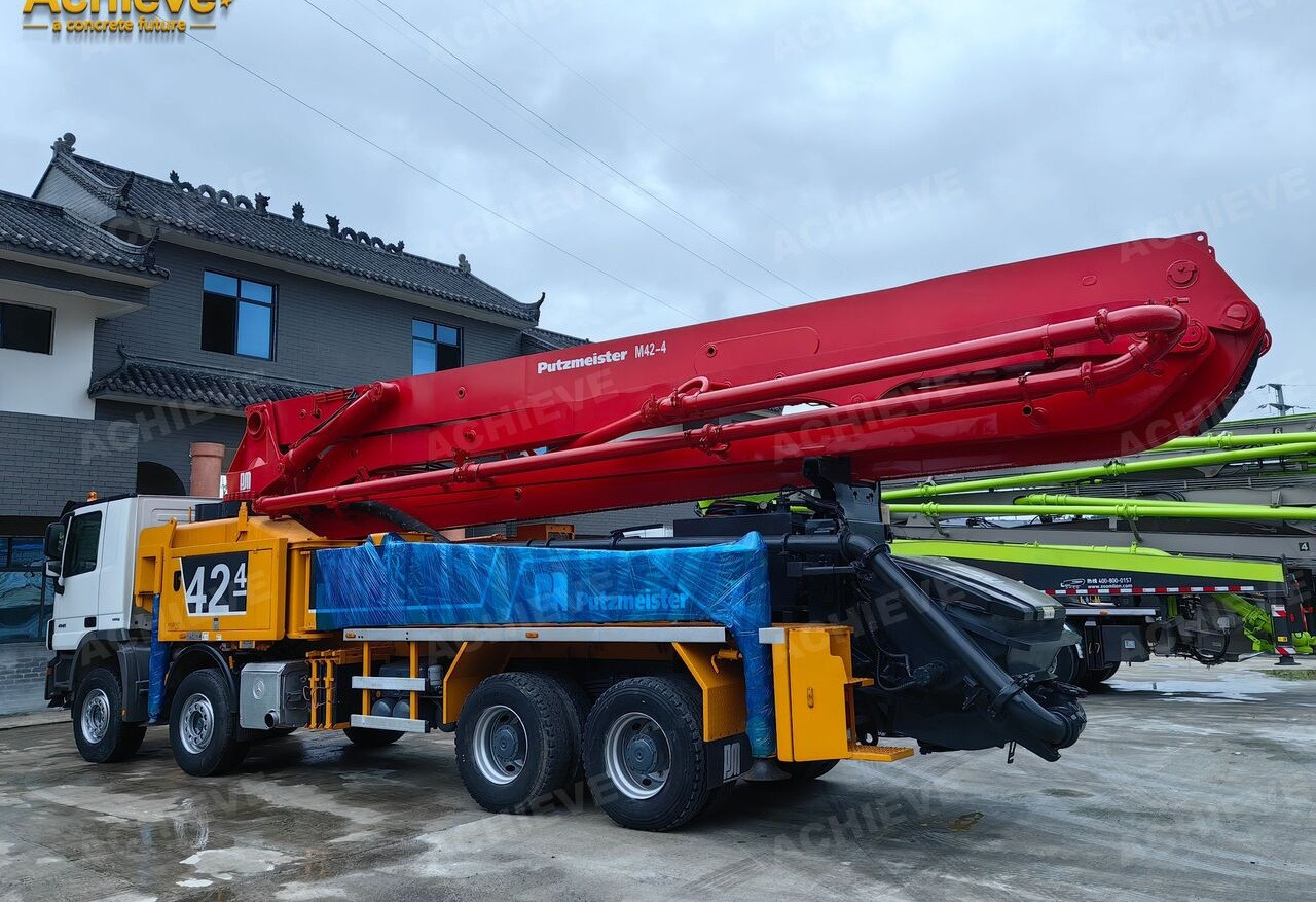 PUTZMEISTER Mercedes-Benz Actros 4141 concrete pumpM42-4R 170 m³【ACHIEVE】TOP CONDITION!!! - Camion pompe: photos 3 PUTZMEISTER Mercedes-Benz Actros 4141 concrete pumpM42-4R 170 m³【ACHIEVE】TOP CONDITION!!! - Camion pompe: photos 3