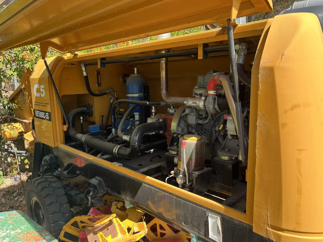 SANY 【ACHIEVE】TOP CONDITION!!! demo new low hours Sany Concrete Trailer Pump 2015 HBT6016C-5D - Pompe à béton stationnaire: photos 4 SANY 【ACHIEVE】TOP CONDITION!!! demo new low hours Sany Concrete Trailer Pump 2015 HBT6016C-5D - Pompe à béton stationnaire: photos 4