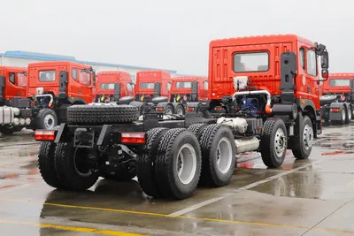 8X4 Tractor Unit 12-Wheeler Dongfeng 300HP Dumper Truck with 8m Cargo Box - Camion benne: photos 1 8X4 Tractor Unit 12-Wheeler Dongfeng 300HP Dumper Truck with 8m Cargo Box - Camion benne: photos 1