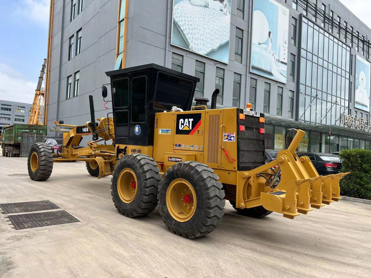 Caterpillar Motor Grader Secondhand CAT 140K, 140H with Good Price - Niveleuse: photos 5 Caterpillar Motor Grader Secondhand CAT 140K, 140H with Good Price - Niveleuse: photos 5