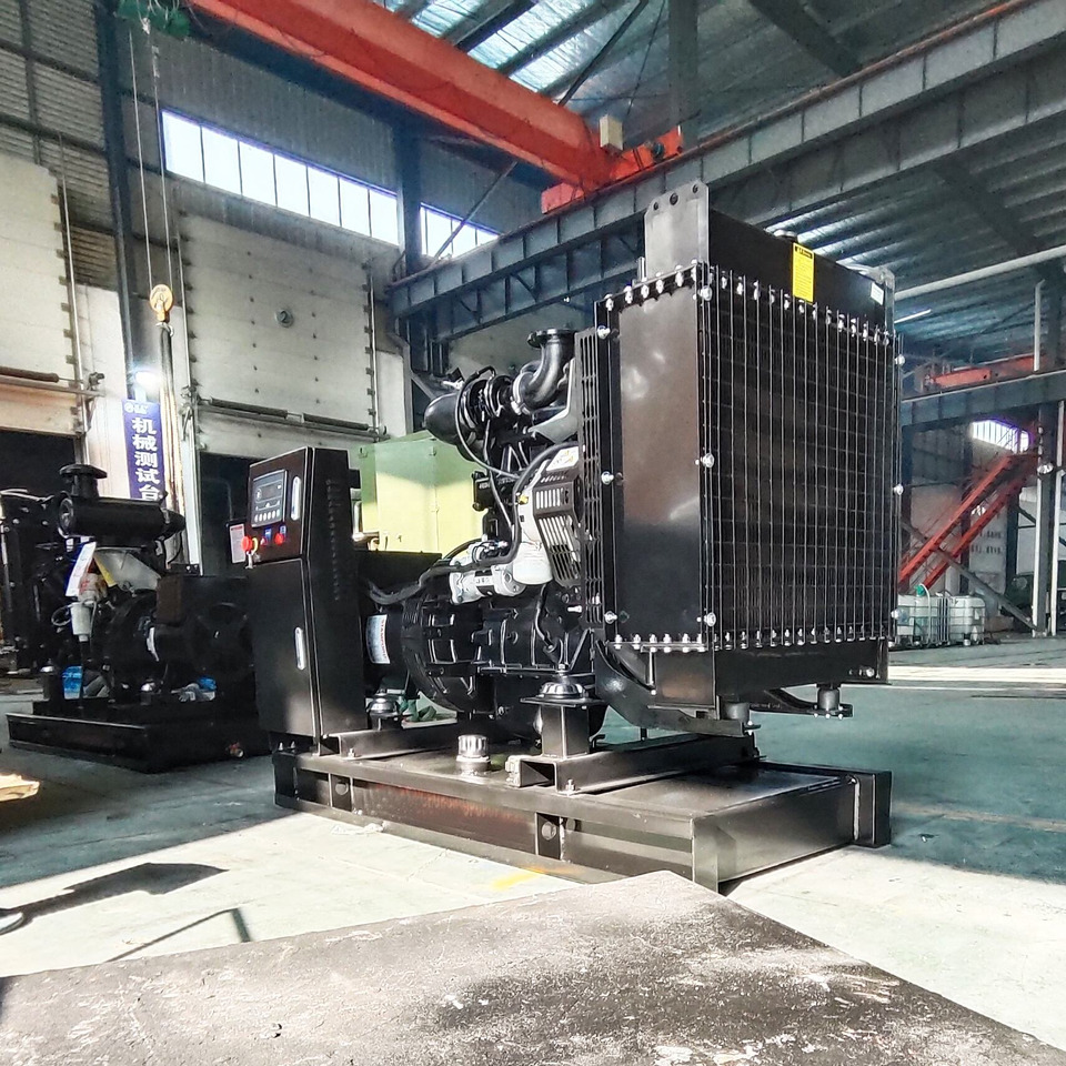 Cummins Generator Set 200KVA, 300KVA, 400KVA, 500KVA Silent Type Geneset - Groupe électrogène: photos 4 Cummins Generator Set 200KVA, 300KVA, 400KVA, 500KVA Silent Type Geneset - Groupe électrogène: photos 4
