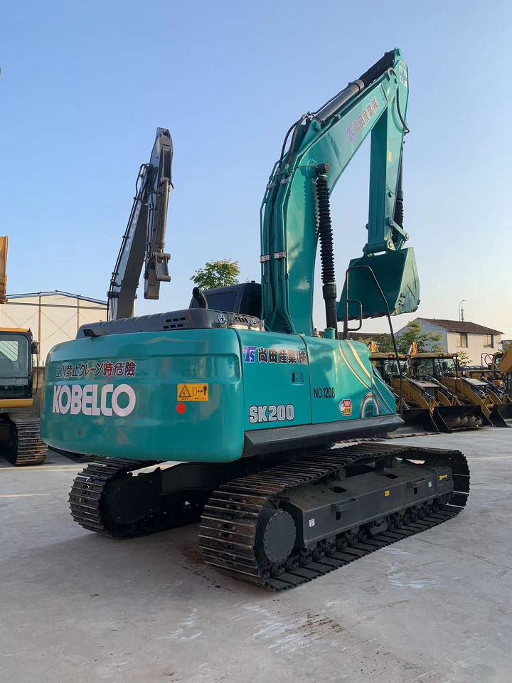Kobelco Secondhand Excavator SK200 Cheap price - Pelle sur chenille: photos 5 Kobelco Secondhand Excavator SK200 Cheap price - Pelle sur chenille: photos 5
