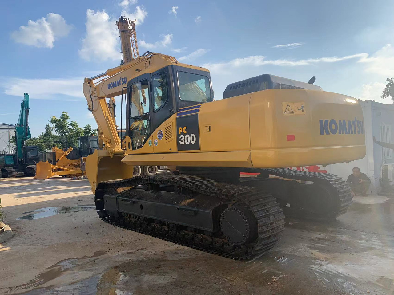 Komatsu 30 ton Heavy Excavator PC300 Japan Origin - Pelle sur chenille: photos 1 Komatsu 30 ton Heavy Excavator PC300 Japan Origin - Pelle sur chenille: photos 1