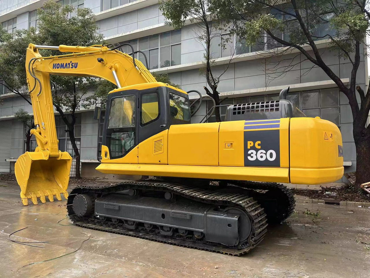 Komatsu 36 ton Mining Excavator PC360 - Pelle sur chenille: photos 2 Komatsu 36 ton Mining Excavator PC360 - Pelle sur chenille: photos 2