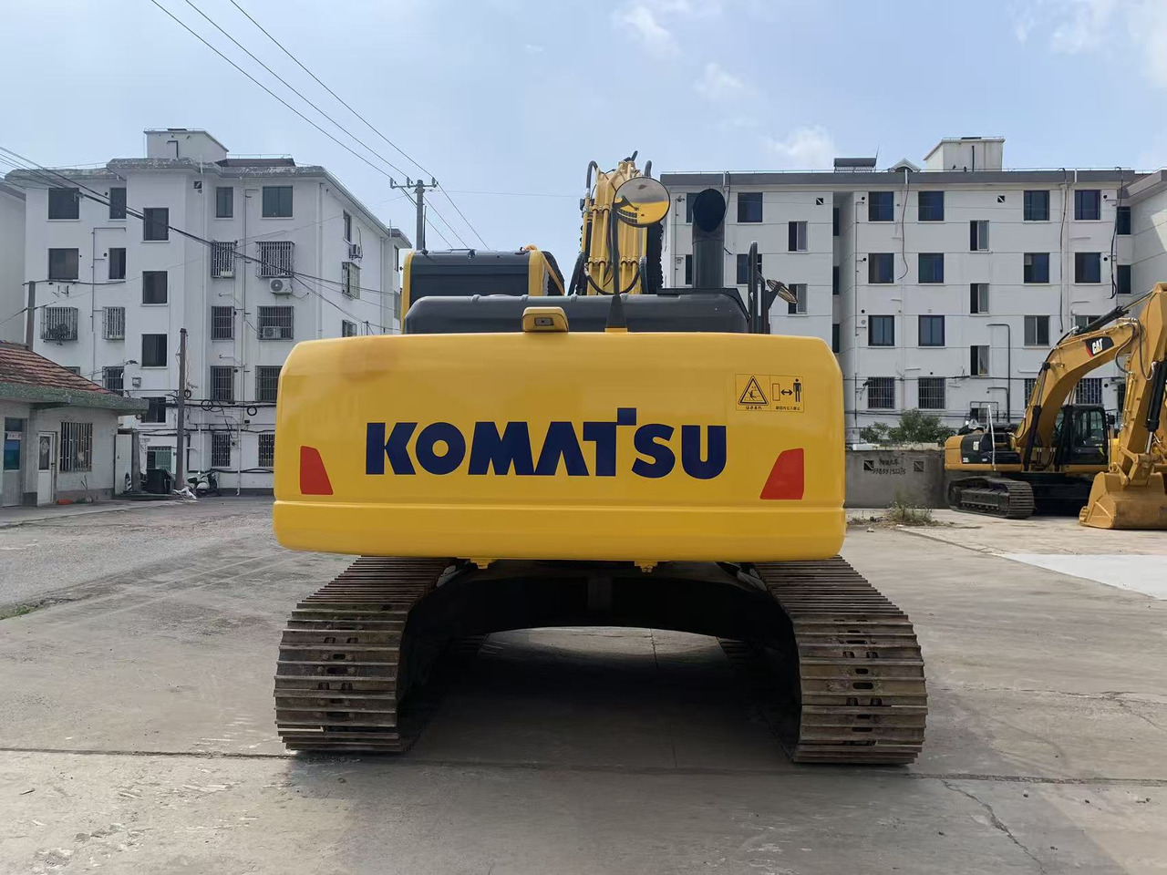 Komatsu PC240 Tracked Excavator Japan Origin - Pelle sur chenille: photos 3 Komatsu PC240 Tracked Excavator Japan Origin - Pelle sur chenille: photos 3