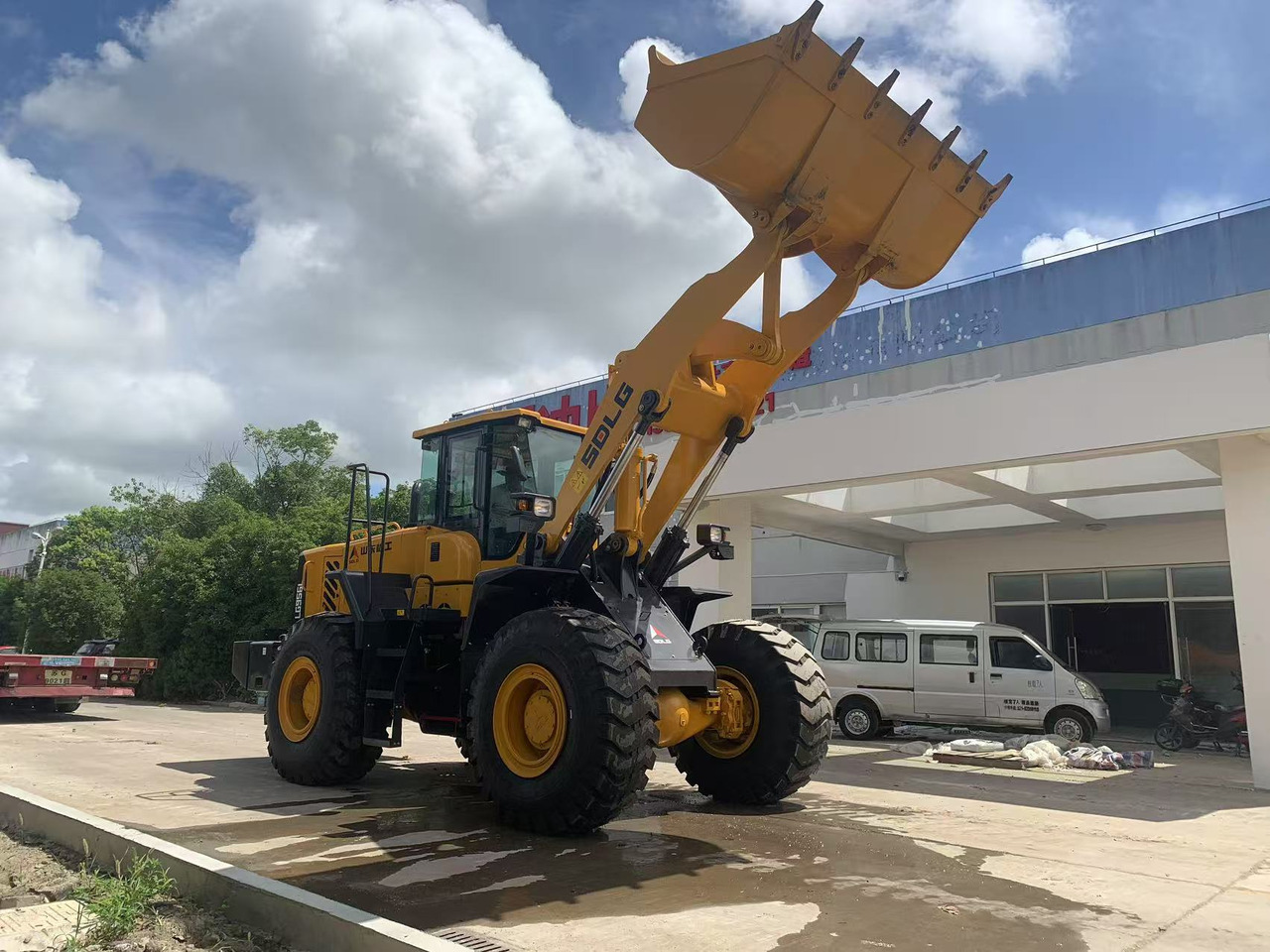 SDLG LG956L Front End Loader 5 ton Capacity - Chargeuse sur pneus: photos 2 SDLG LG956L Front End Loader 5 ton Capacity - Chargeuse sur pneus: photos 2