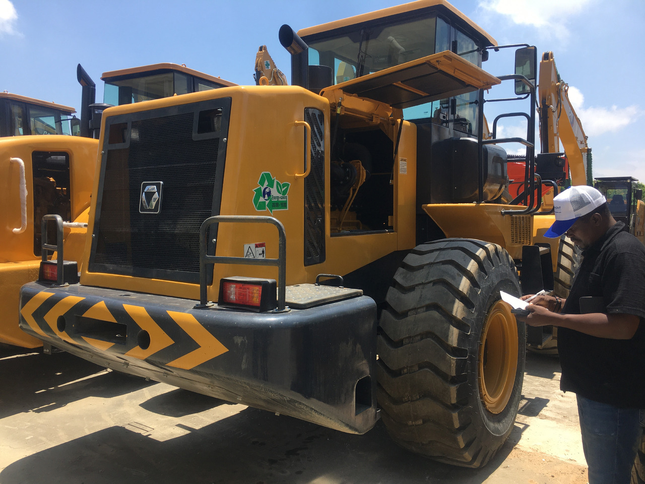 SDLG Used SDLG LG956 Wheel Loader – 5 Ton, 220 HP, 3m³ Bucket, Weichai Engine - Chargeuse sur pneus: photos 5 SDLG Used SDLG LG956 Wheel Loader – 5 Ton, 220 HP, 3m³ Bucket, Weichai Engine - Chargeuse sur pneus: photos 5