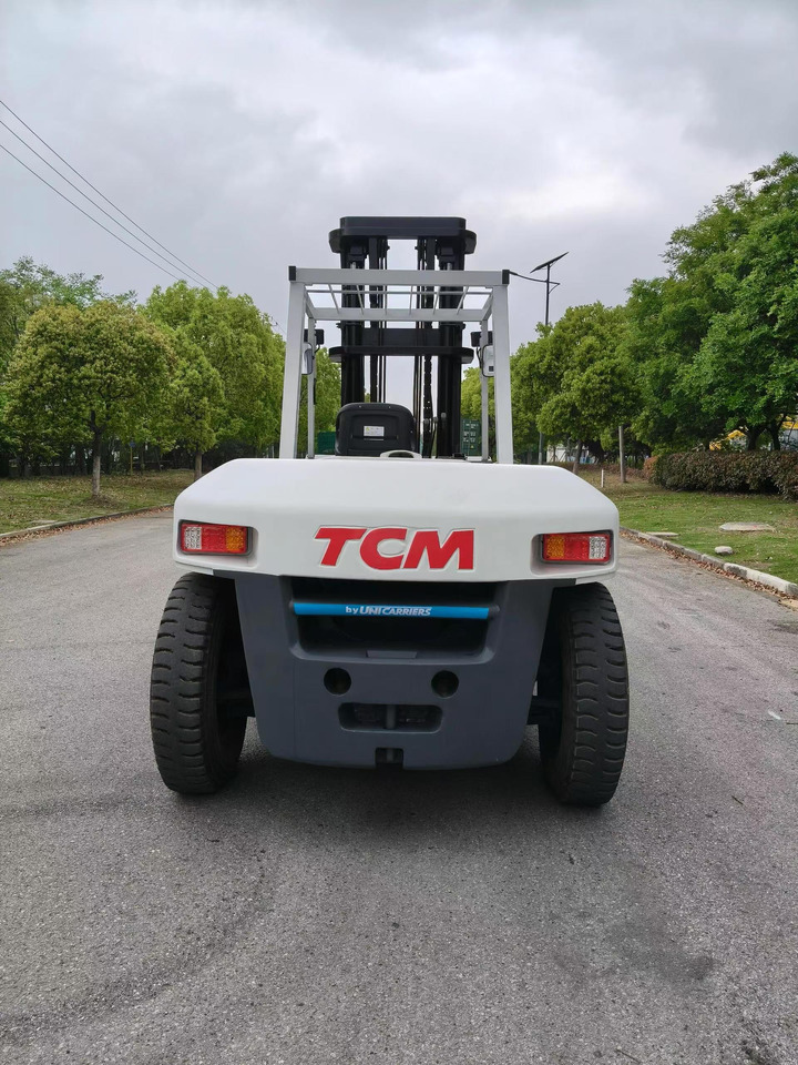 TCM Diesel Forklift Secondhand TCM FD100 Forklift Truck - Chariot élévateur diesel: photos 1 TCM Diesel Forklift Secondhand TCM FD100 Forklift Truck - Chariot élévateur diesel: photos 1