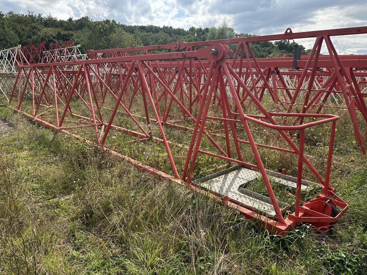 LIEBHERR 150 EC-B 8 Litronic - Grue à tour: photos 5 LIEBHERR 150 EC-B 8 Litronic - Grue à tour: photos 5