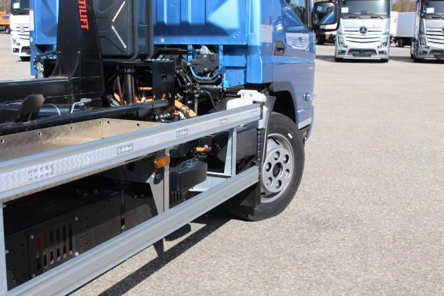 FUSO eCanter 9C18E - Camion ampliroll: photos 5 FUSO eCanter 9C18E - Camion ampliroll: photos 5