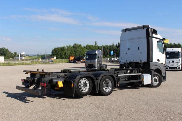 Mercedes-Benz Actros 2545 - Camion porte-conteneur/ Caisse mobile: photos 3 Mercedes-Benz Actros 2545 - Camion porte-conteneur/ Caisse mobile: photos 3
