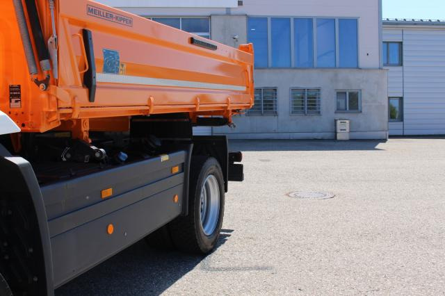 Mercedes-Benz Atego 1530AK WERKSVORFÜHER - Camion benne: photos 3 Mercedes-Benz Atego 1530AK WERKSVORFÜHER - Camion benne: photos 3