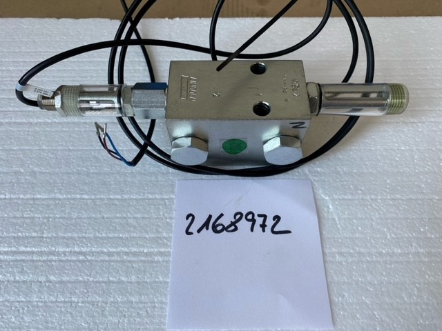 O&K Terex RH120 6030 Distributor 2168972 1466647 534-8601 6003698 4077744 483-2162 6003707 4042723 535-4452 6003699 1457645 533-8229 - Pièces de rechange: photos 2 O&K Terex RH120 6030 Distributor 2168972 1466647 534-8601 6003698 4077744 483-2162 6003707 4042723 535-4452 6003699 1457645 533-8229 - Pièces de rechange: photos 2