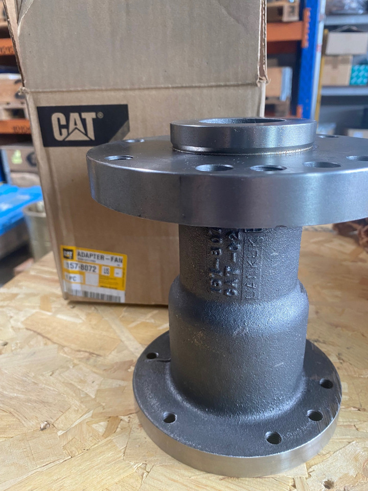 O&K Terex RH40 RH90 Cat 6015 6018 Fan Adapter 157-8072 - Pièces de rechange pour Engins de chantier: photos 1 O&K Terex RH40 RH90 Cat 6015 6018 Fan Adapter 157-8072 - Pièces de rechange pour Engins de chantier: photos 1