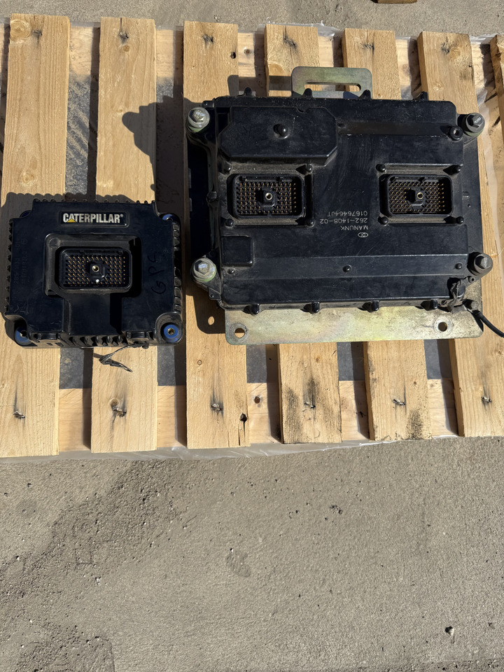 CAT M313D 252-2422 - Bloc de gestion pour Pelle sur pneus: photos 2 CAT M313D 252-2422 - Bloc de gestion pour Pelle sur pneus: photos 2