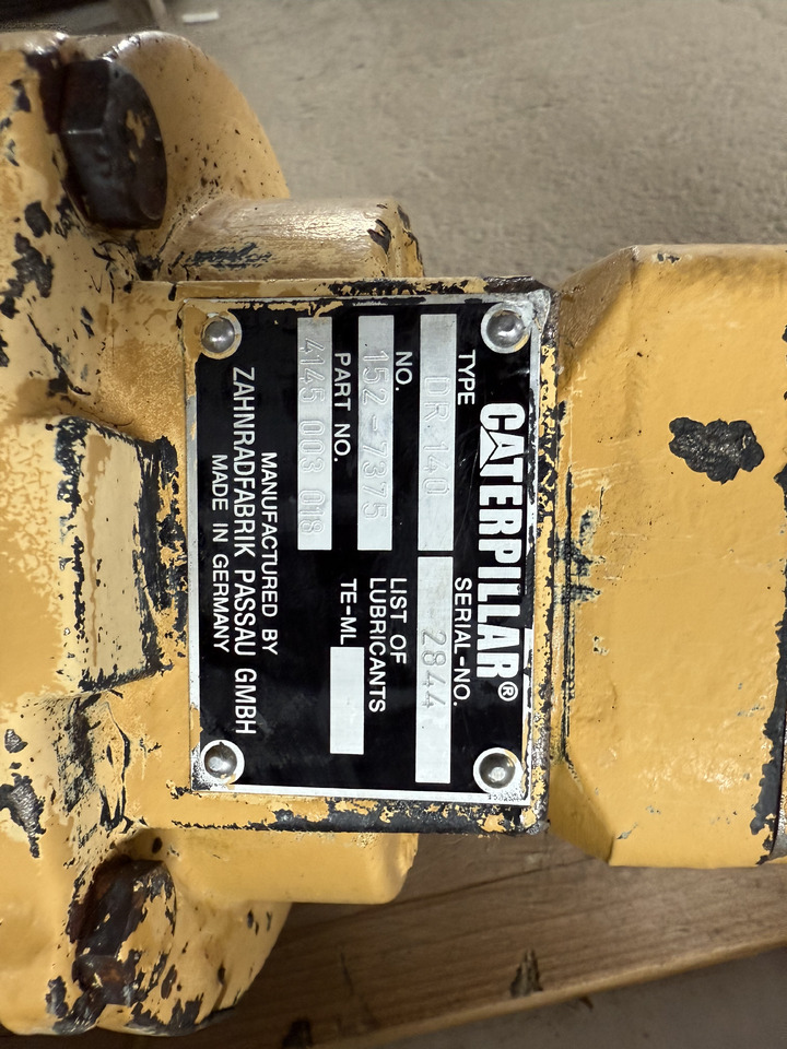 CATERPILLAR DR140 - Moteur de rotation pour Mini pelle: photos 5 CATERPILLAR DR140 - Moteur de rotation pour Mini pelle: photos 5