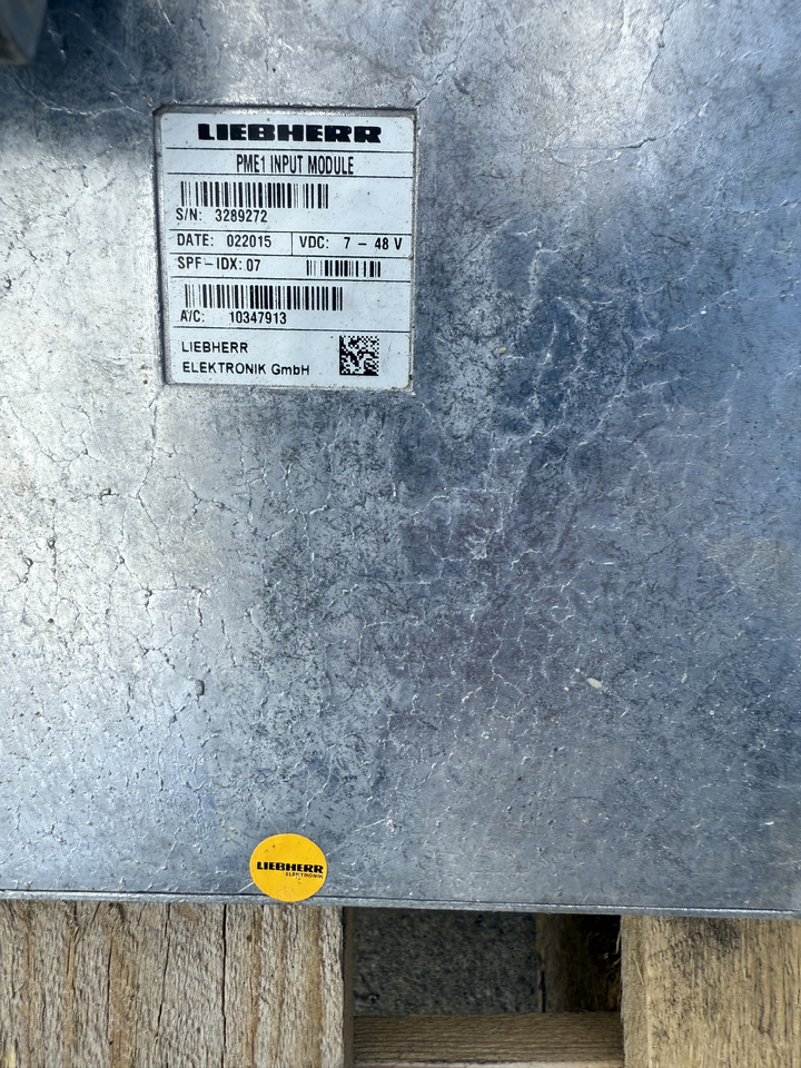 Liebherr R926 - Bloc de gestion pour Pelle sur chenille: photos 4 Liebherr R926 - Bloc de gestion pour Pelle sur chenille: photos 4