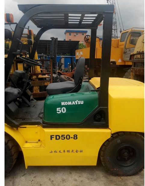 2019 Komatsu FD50 - Chariot élévateur: photos 2 2019 Komatsu FD50 - Chariot élévateur: photos 2