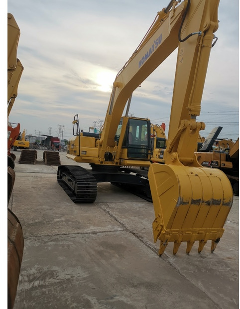 2020 Komatsu PC240LC-8 - Pelle sur chenille: photos 2 2020 Komatsu PC240LC-8 - Pelle sur chenille: photos 2