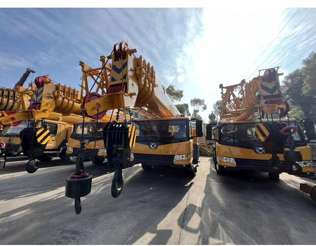 2021 XCMG QY50KC - Grue mobile: photos 1 2021 XCMG QY50KC - Grue mobile: photos 1