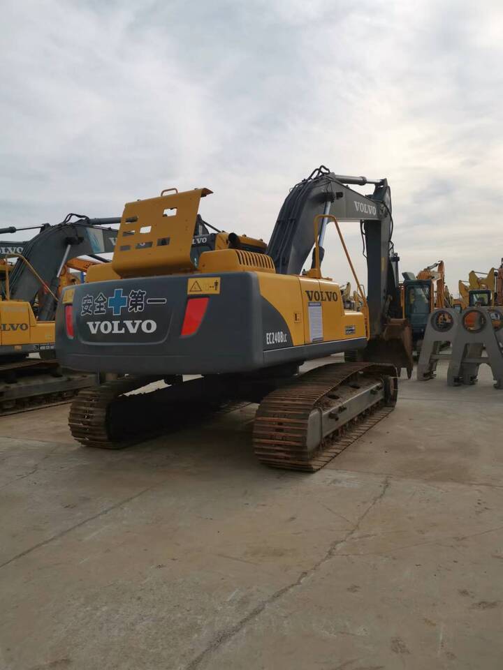 Volvo EC240BLC - Pelle sur chenille: photos 2 Volvo EC240BLC - Pelle sur chenille: photos 2