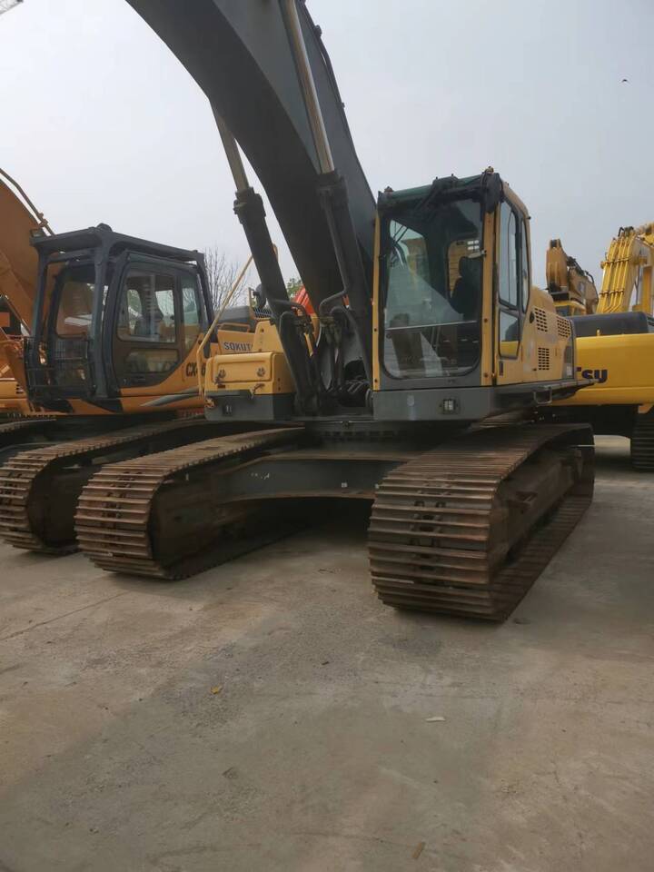 Volvo EC460BLC - Pelle sur chenille: photos 5 Volvo EC460BLC - Pelle sur chenille: photos 5