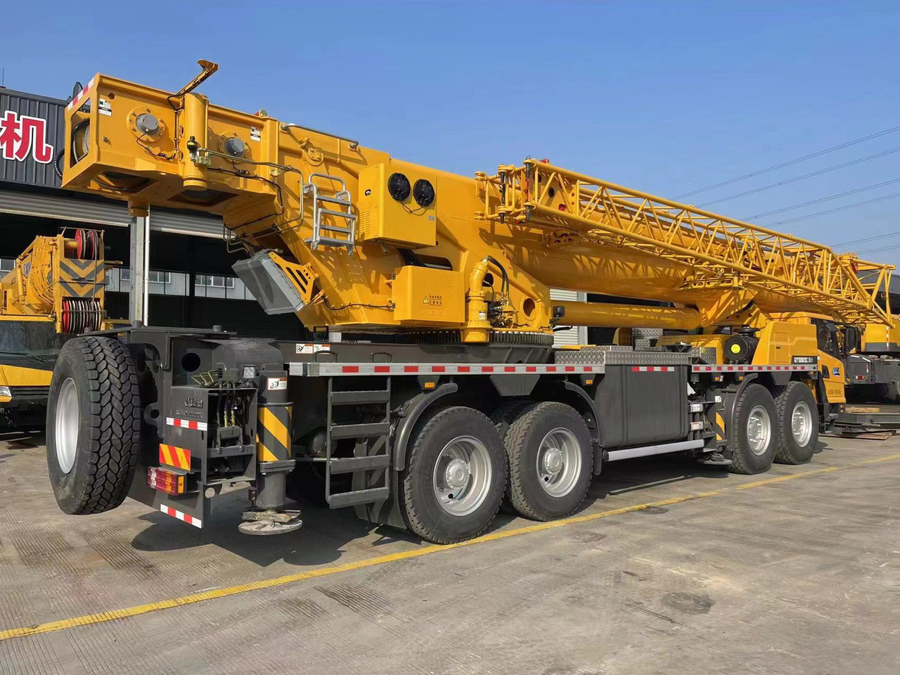 XCMG QY100K5C - Grue mobile: photos 2 XCMG QY100K5C - Grue mobile: photos 2
