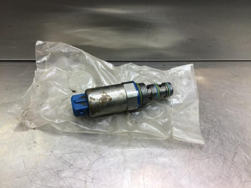 Liebherr 3/2 Way Valve - Support de moteur: photos 1 Liebherr 3/2 Way Valve - Support de moteur: photos 1