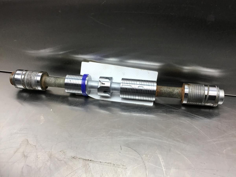 Liebherr A900C / A904C Li - Moteur et pièces: photos 1 Liebherr A900C / A904C Li - Moteur et pièces: photos 1