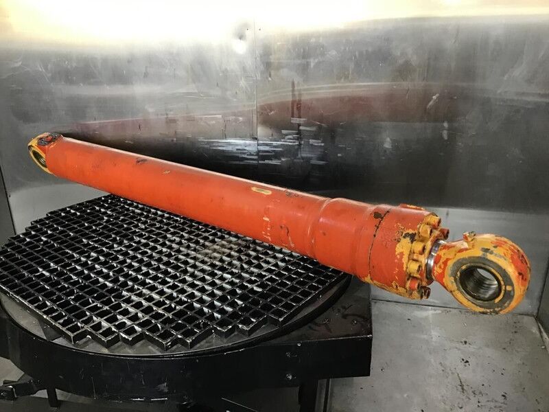 Liebherr A924 li / A914 Li / A922 Li / R914 / R924 / R922 Li - Vérin hydraulique: photos 1 Liebherr A924 li / A914 Li / A922 Li / R914 / R924 / R922 Li - Vérin hydraulique: photos 1