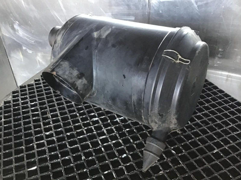 Liebherr Air Filter - Système d'admission d'air: photos 2 Liebherr Air Filter - Système d'admission d'air: photos 2