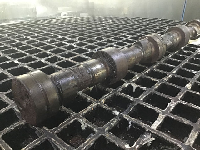Liebherr Camshaft D834 - Arbre à cames: photos 3 Liebherr Camshaft D834 - Arbre à cames: photos 3