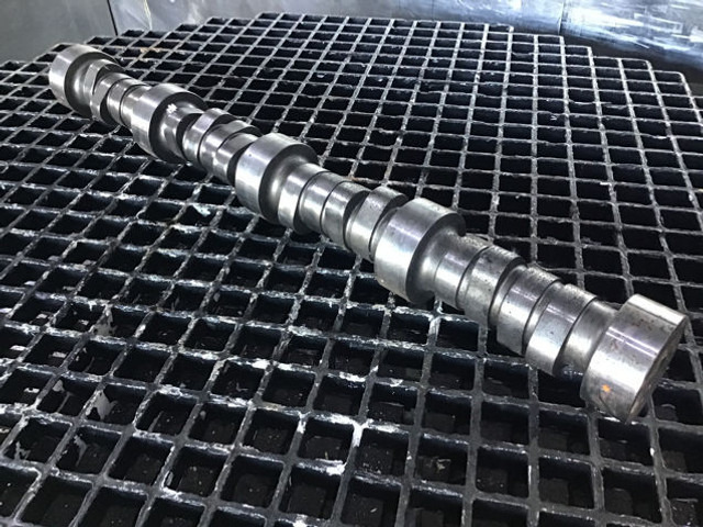 Liebherr Camshaft - Arbre à cames: photos 3 Liebherr Camshaft - Arbre à cames: photos 3