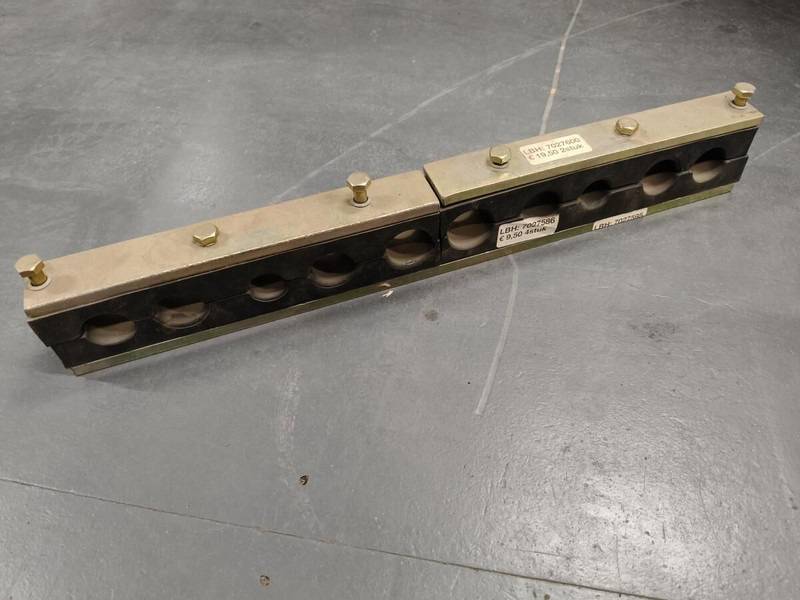 Liebherr Clamp Collar - Carrosserie et extérieur: photos 1 Liebherr Clamp Collar - Carrosserie et extérieur: photos 1